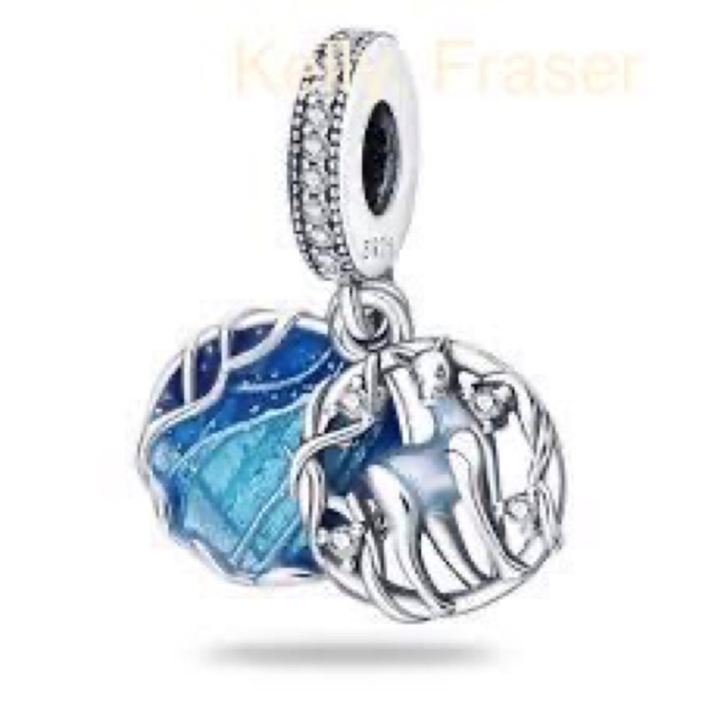 PANDORA charm